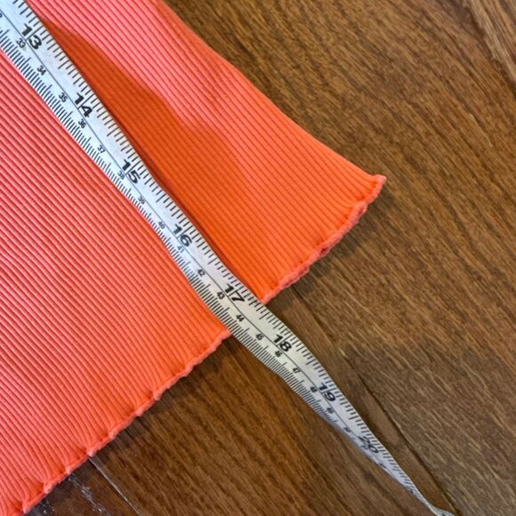 Gap fit coral ribbed built in bra cropped ribbed tank small - Picture 4 of 8